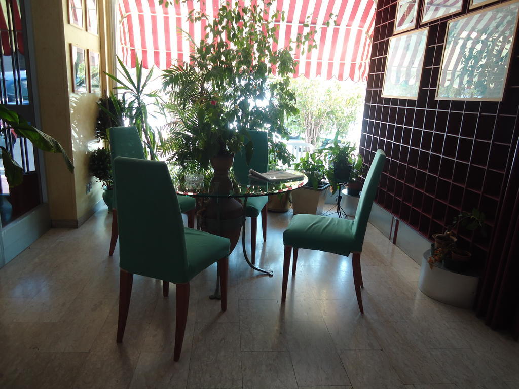 Hotel Ristorante Mommo Polistena 외부 사진